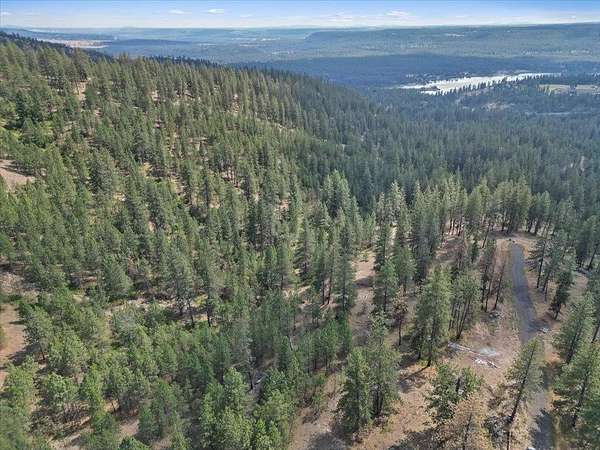 3.25 Acres of Land for Sale in Deer Park, Washington