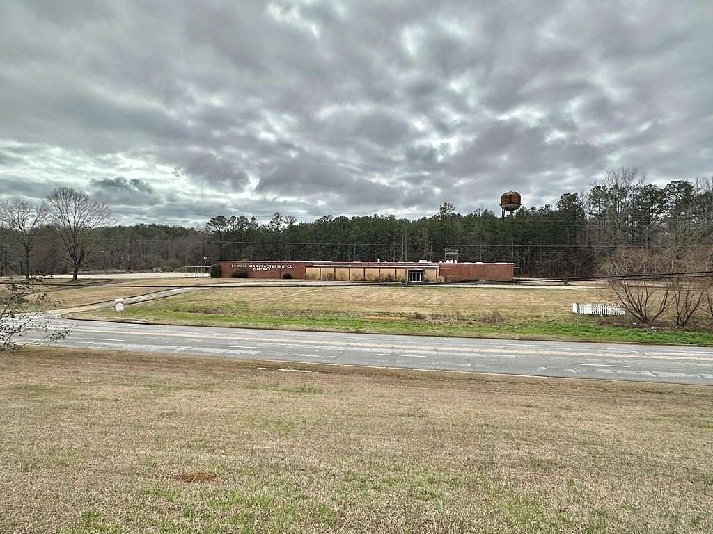 15 Acres of Commercial Land for Sale in Heflin, Alabama