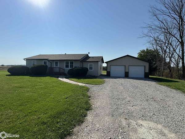 9.8 Acres of Land with Home for Sale in Cincinnati, Iowa