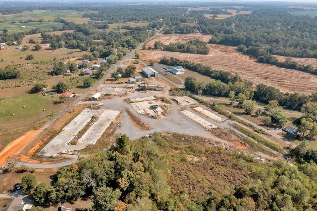 20.8 Acres of Improved Commercial Land for Sale in Cadiz, Kentucky