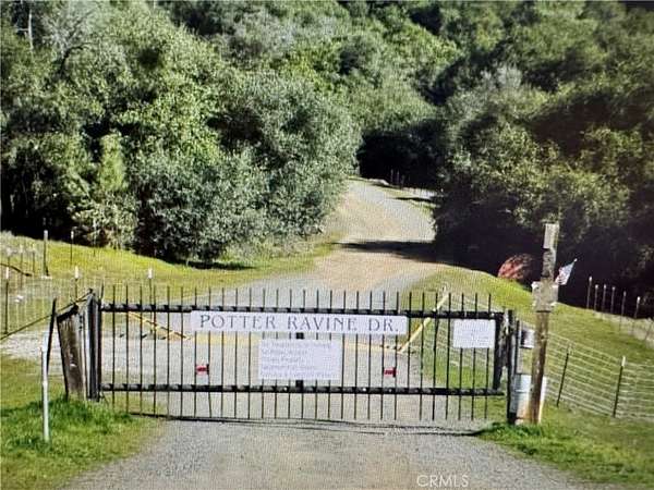 20 Acres of Land for Sale in Oroville, California