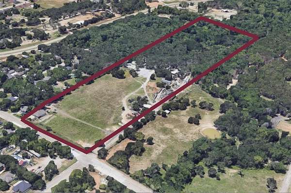 17 Acres of Mixed-Use Land for Sale in Dallas, Texas