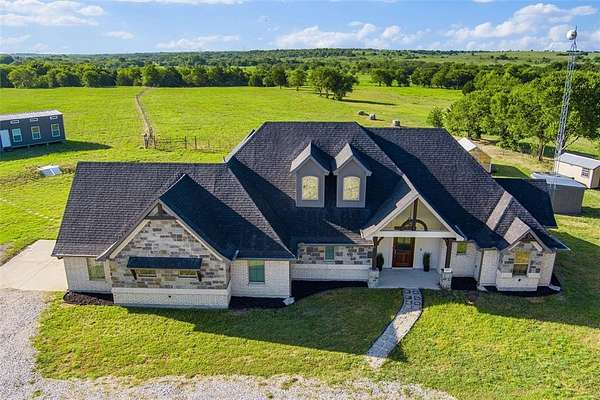 13.2 Acres of Recreational Land with Home for Sale in Venus, Texas