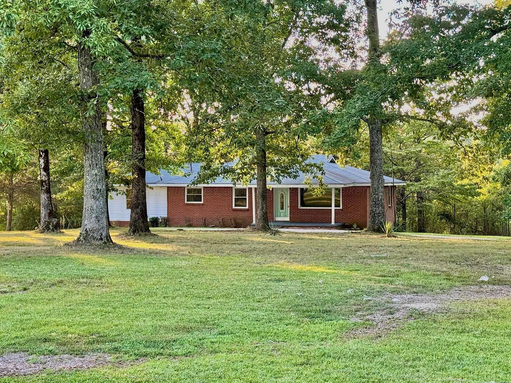 10 Acres of Residential Land with Home for Sale in Phil Campbell, Alabama