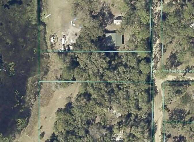 0.55 Acres of Mixed-Use Land for Sale in Ocklawaha, Florida