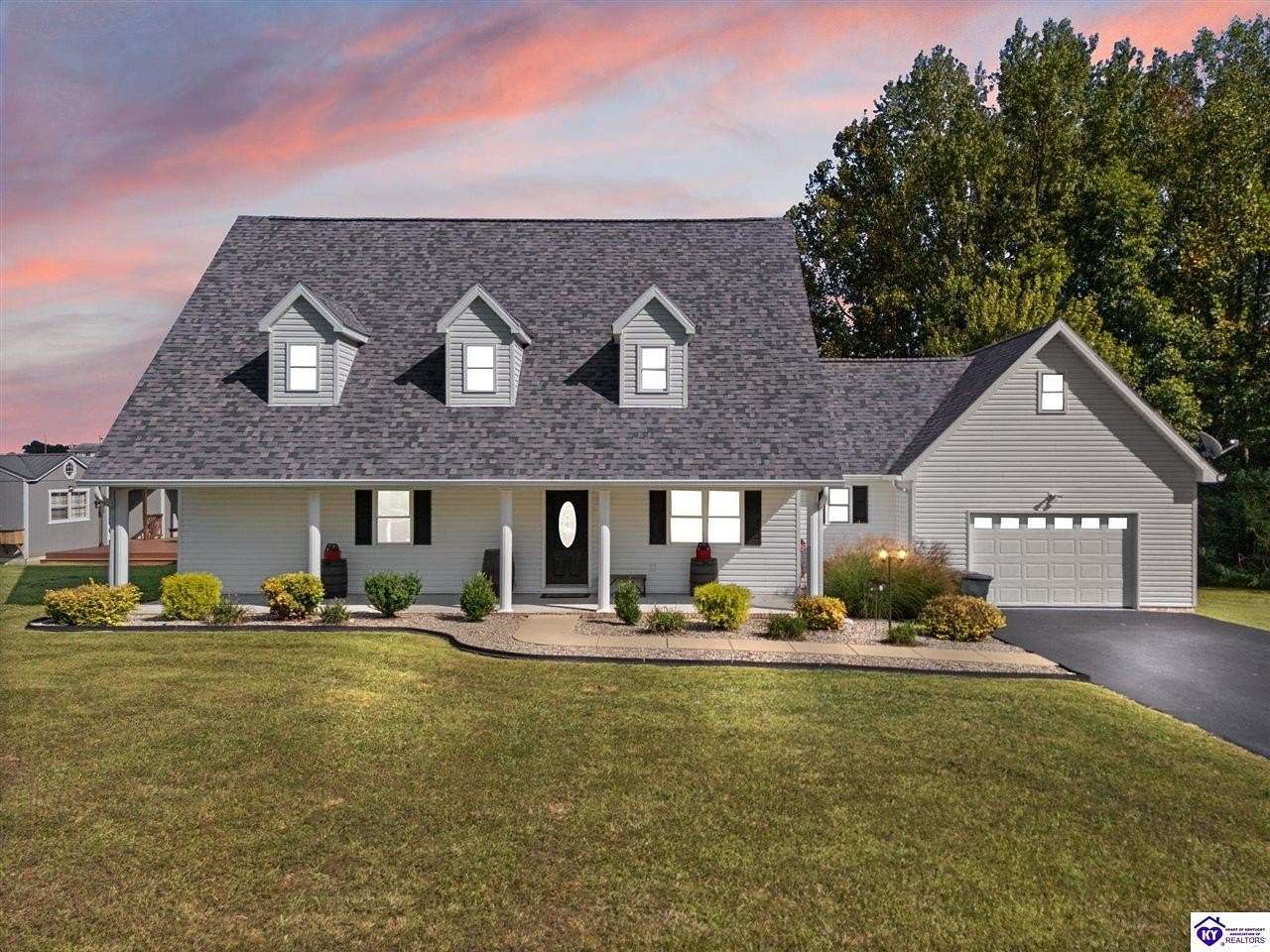 2.4 Acres of Residential Land with Home for Sale in Jamestown, Kentucky