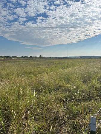 10.4 Acres of Land for Sale in Moody, Texas