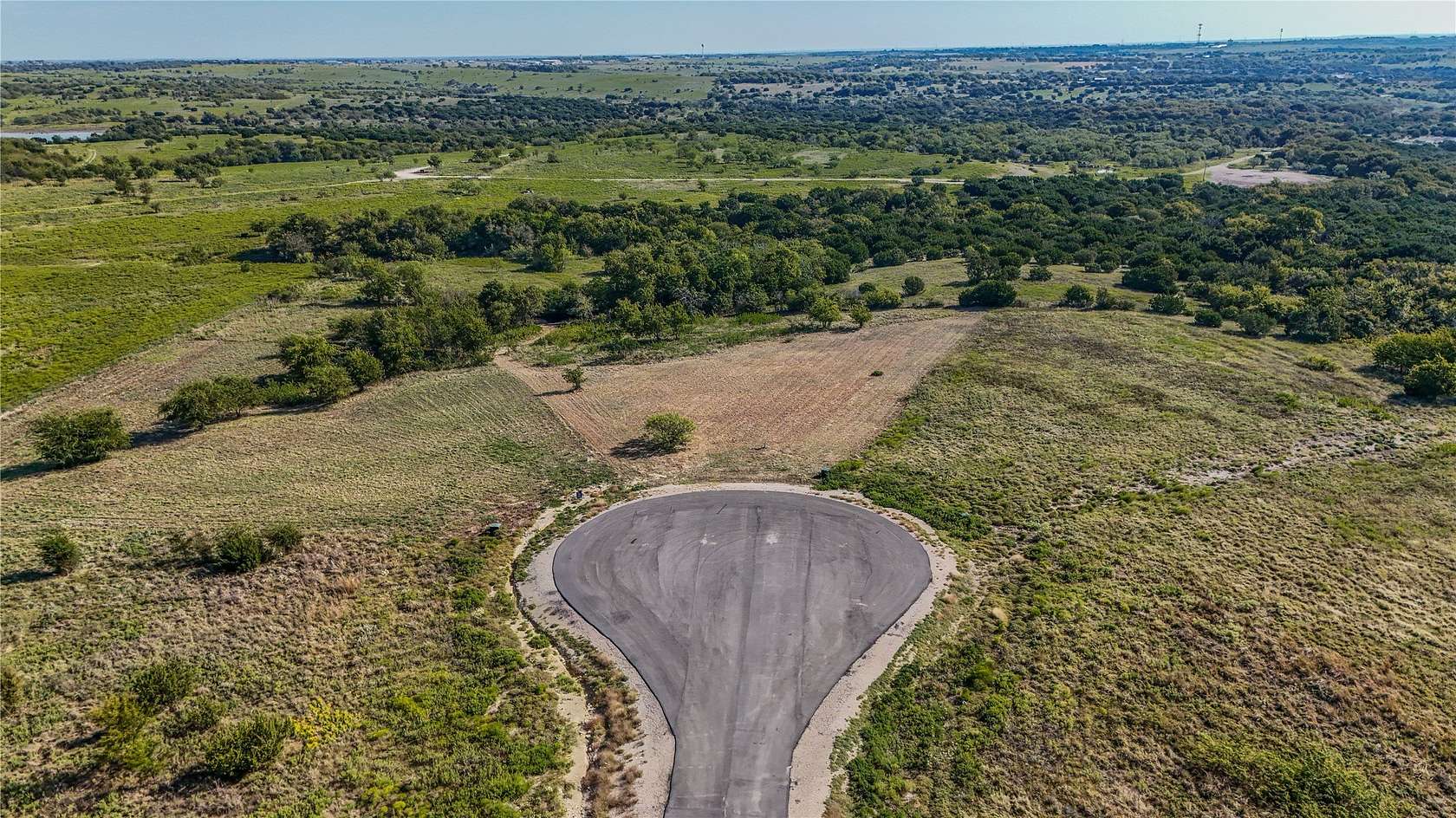2 Acres of Residential Land for Sale in Cresson, Texas