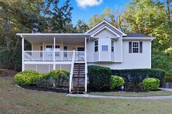 1.6 Acres of Residential Land with Home for Sale in Dallas, Georgia