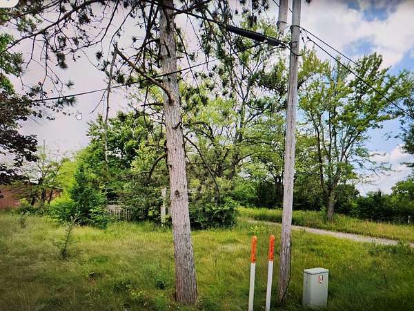 1.7 Acres of Improved Mixed-Use Land for Sale in Valparaiso, Indiana