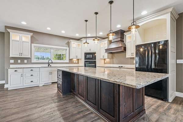 2.29 Acres of Residential Land with Home for Sale in Manchester, Iowa