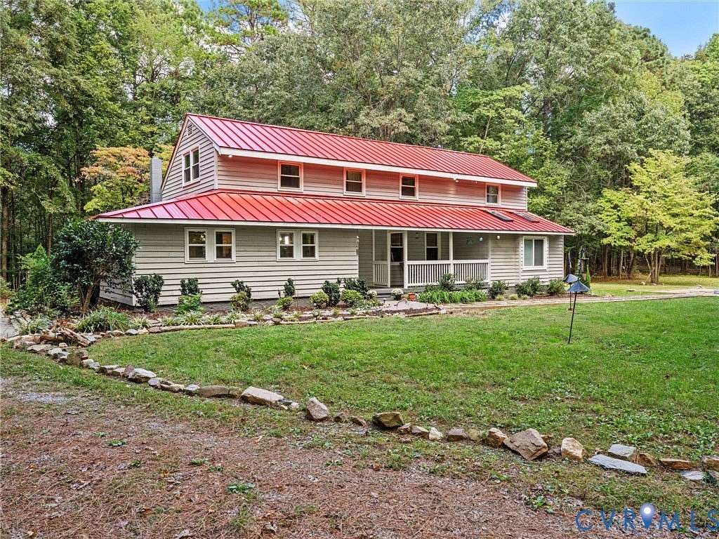 9 Acres of Residential Land with Home for Sale in Montpelier, Virginia