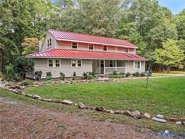 9 Acres of Residential Land with Home for Sale in Montpelier, Virginia