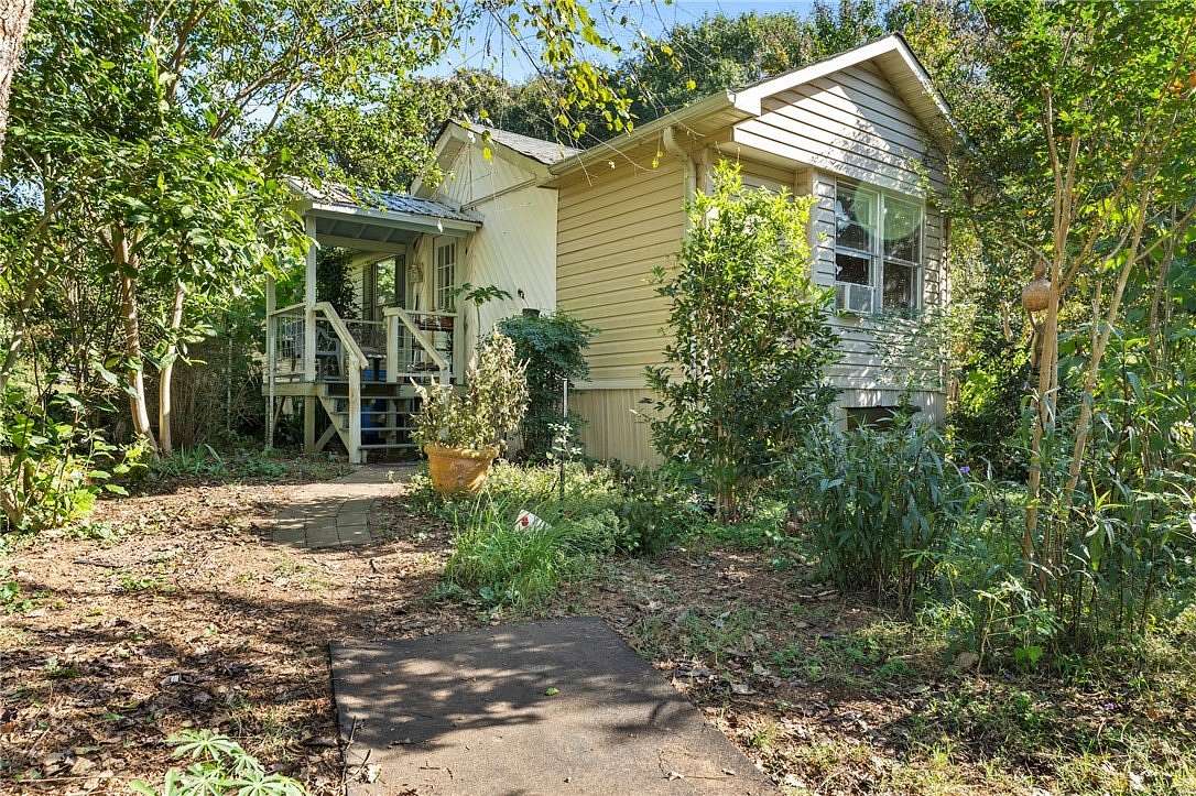 9.83 Acres of Land for Sale in Honea Path, South Carolina