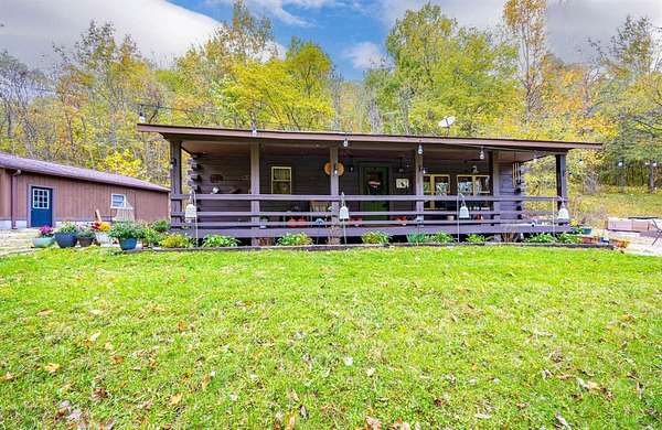 6 Acres of Residential Land with Home for Sale in Metamora, Indiana