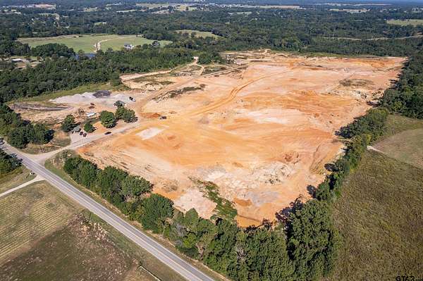 134 Acres of Recreational Land for Sale in Tyler, Texas