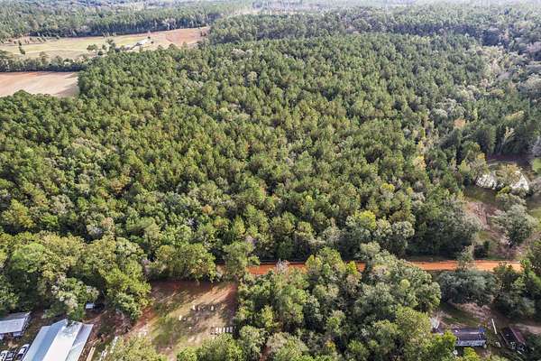 9.5 Acres of Land for Sale in Chipley, Florida