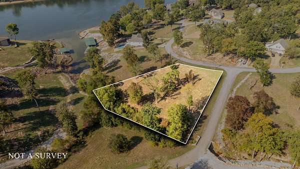 0.81 Acres of Residential Land for Sale in Bath Springs, Tennessee