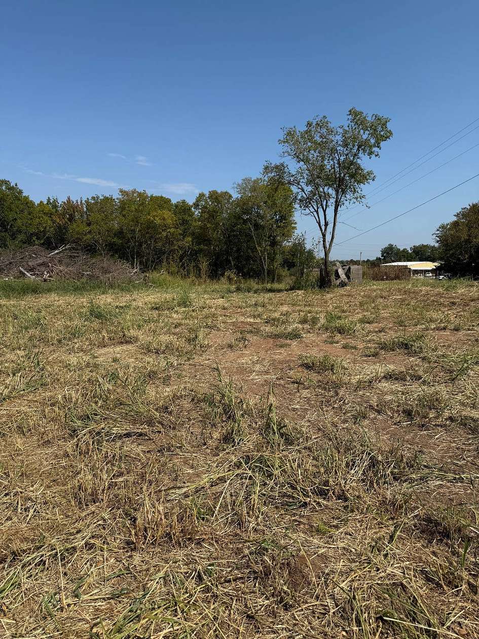 2 Acres of Residential Land for Sale in Shawnee, Oklahoma