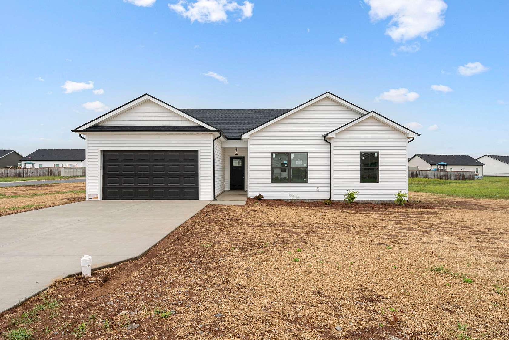 0.25 Acres of Residential Land with Home for Sale in Franklin, Kentucky