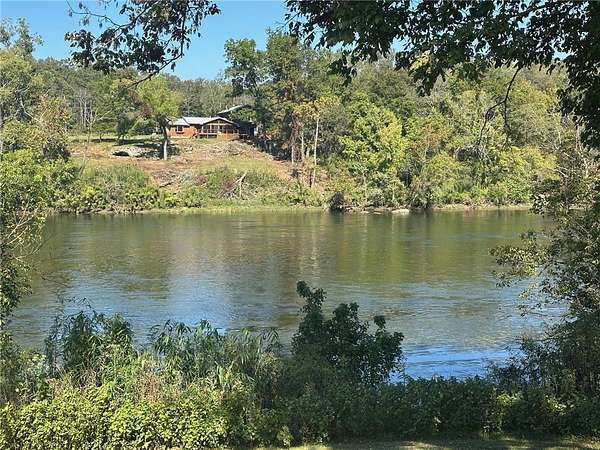 5 Acres of Residential Land for Sale in Mountain Home, Arkansas