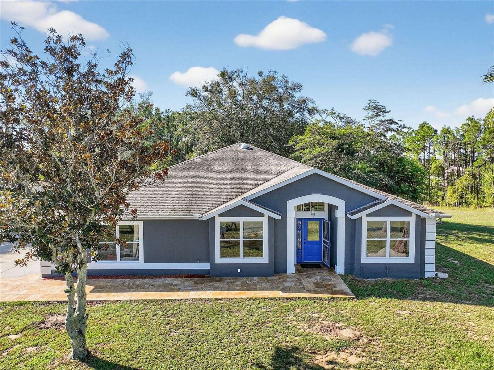4.8 Acres of Land with Home for Sale in Clermont, Florida