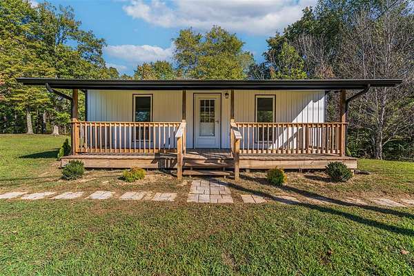 3 Acres of Residential Land with Home for Sale in Mammoth Cave, Kentucky