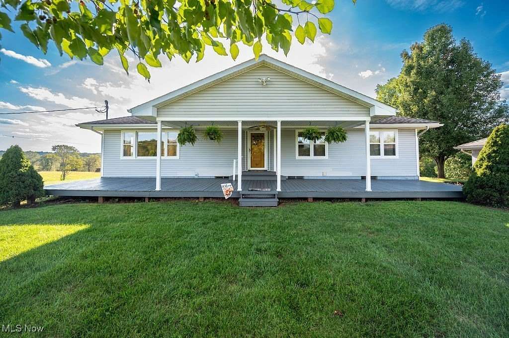 2 Acres of Residential Land with Home for Sale in Belpre, Ohio