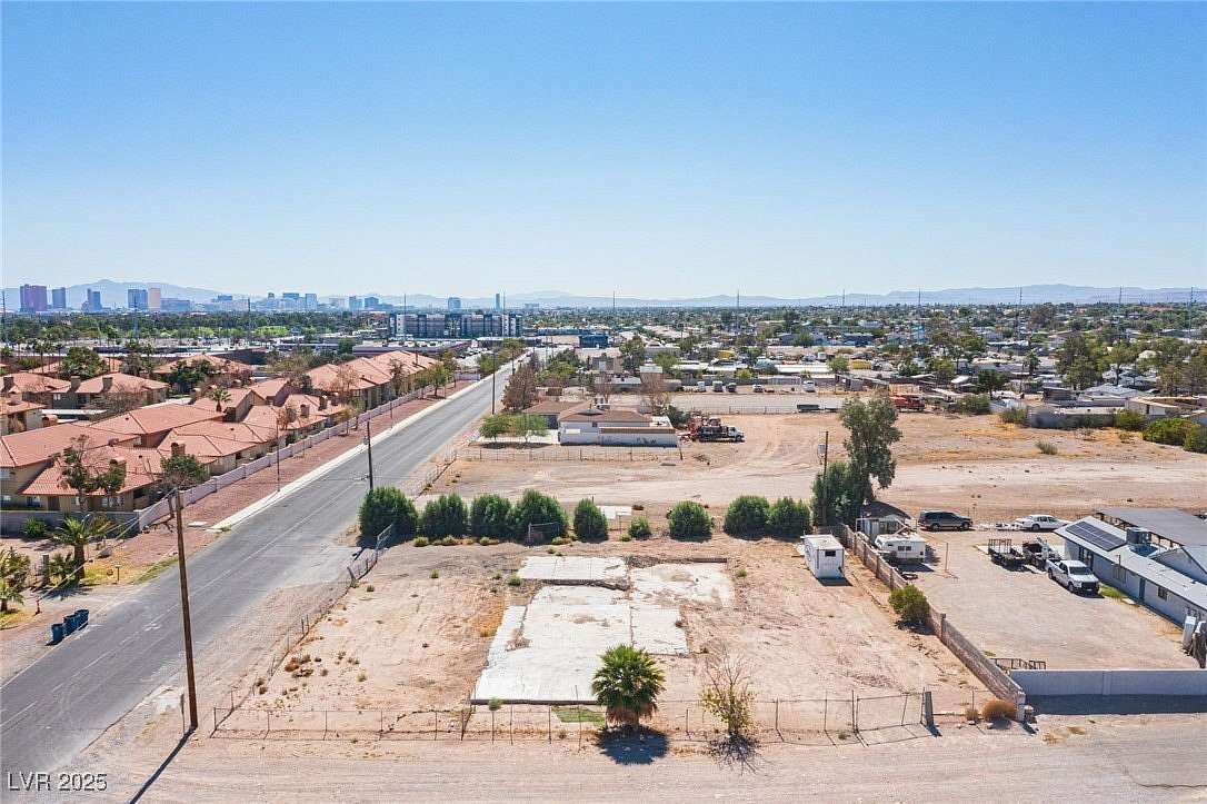 0.71 Acres of Residential Land for Sale in Las Vegas, Nevada