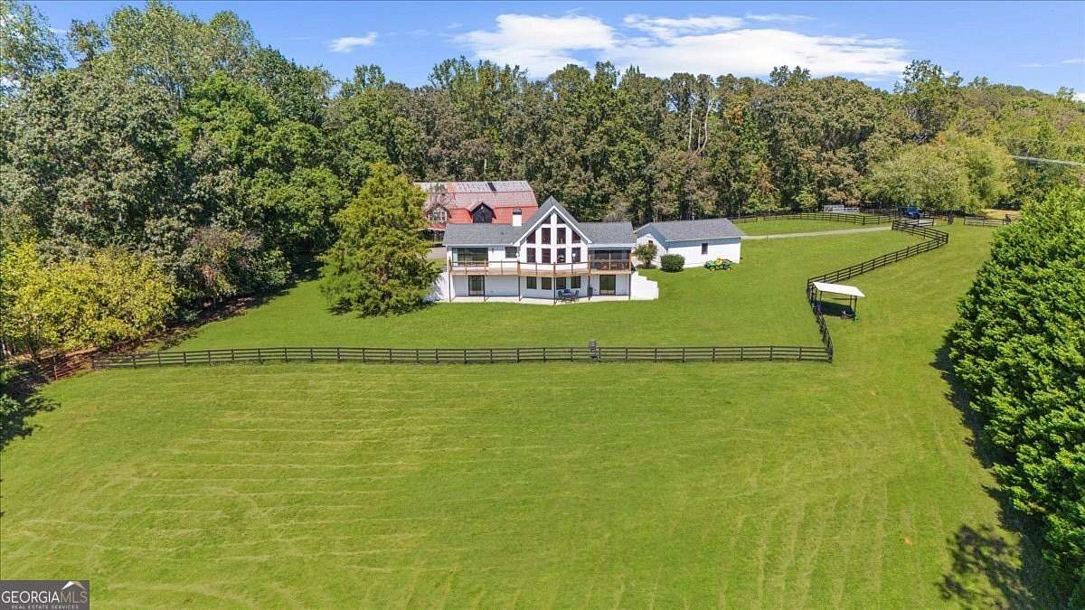 8 Acres of Land with Home for Sale in Dawsonville, Georgia