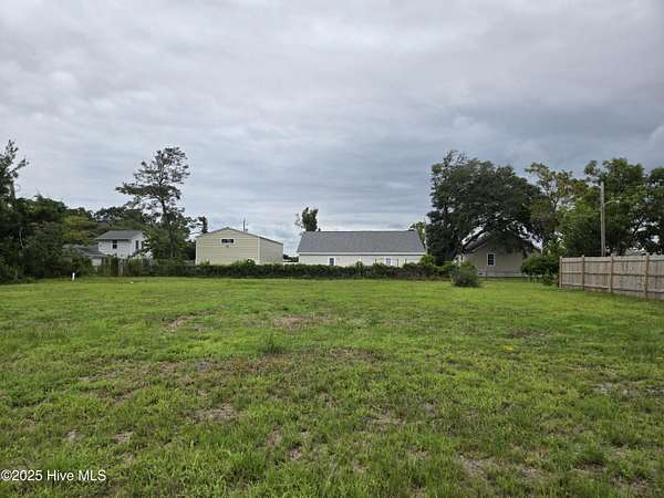 1 Acre of Commercial Land for Sale in Morehead City, North Carolina