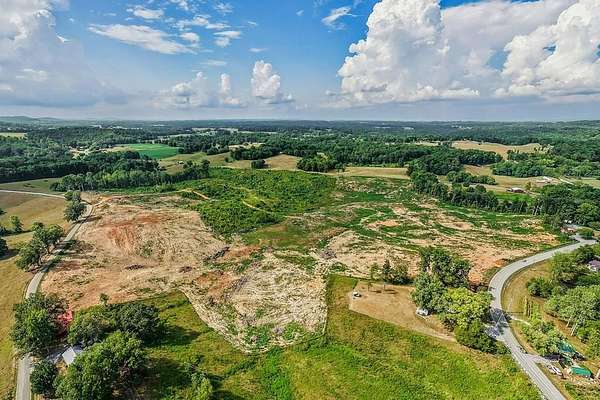 5 Acres of Residential Land for Sale in Livingston, Tennessee