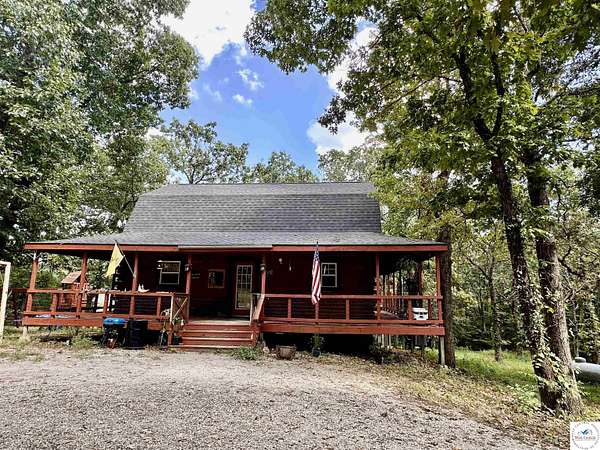 40 Acres of Land with Home for Sale in Warsaw, Missouri