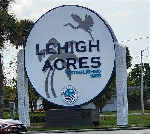 0.25 Acres of Land for Sale in Lehigh Acres, Florida