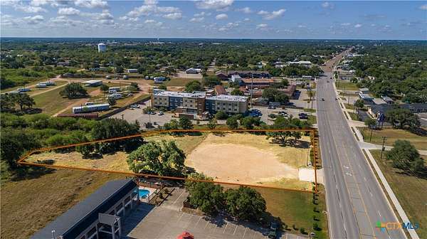 1.28 Acres of Commercial Land for Lease in Cuero, Texas