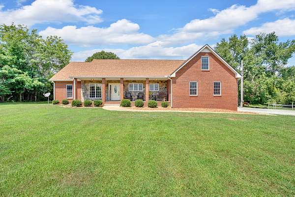 7.49 Acres of Residential Land with Home for Sale in Greenbrier, Tennessee