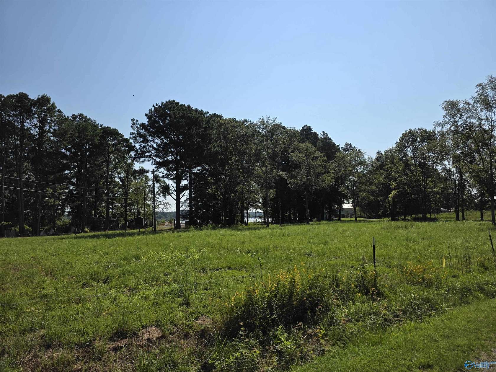 1 Acre of Land for Sale in Centre, Alabama