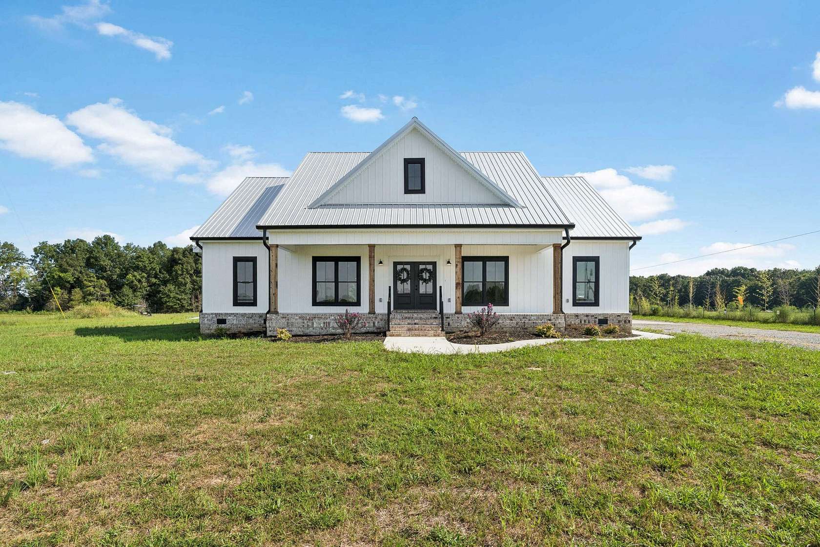 3.4 Acres of Residential Land with Home for Sale in Lewisburg, Tennessee