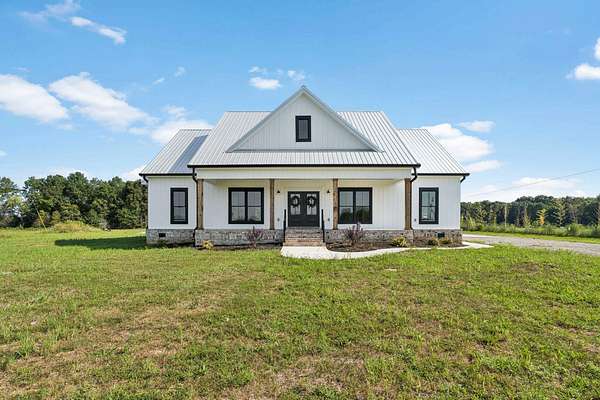 3.4 Acres of Residential Land with Home for Sale in Lewisburg, Tennessee