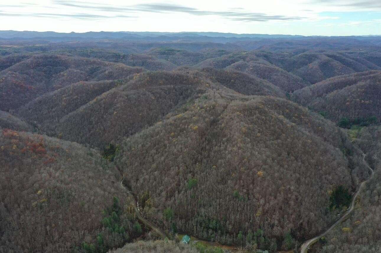 486 Acres of Recreational Land for Sale in Beverly, Kentucky