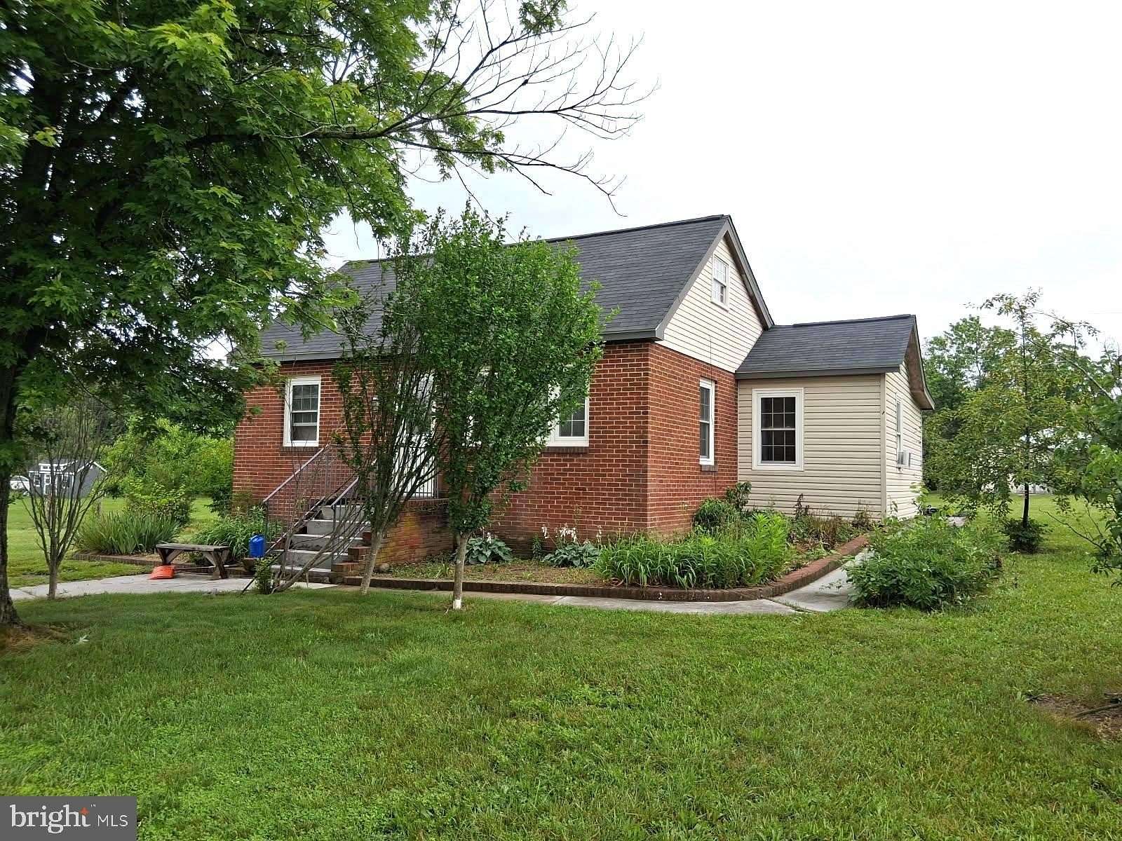 1.5 Acres of Residential Land with Home for Sale in Stephens City, Virginia