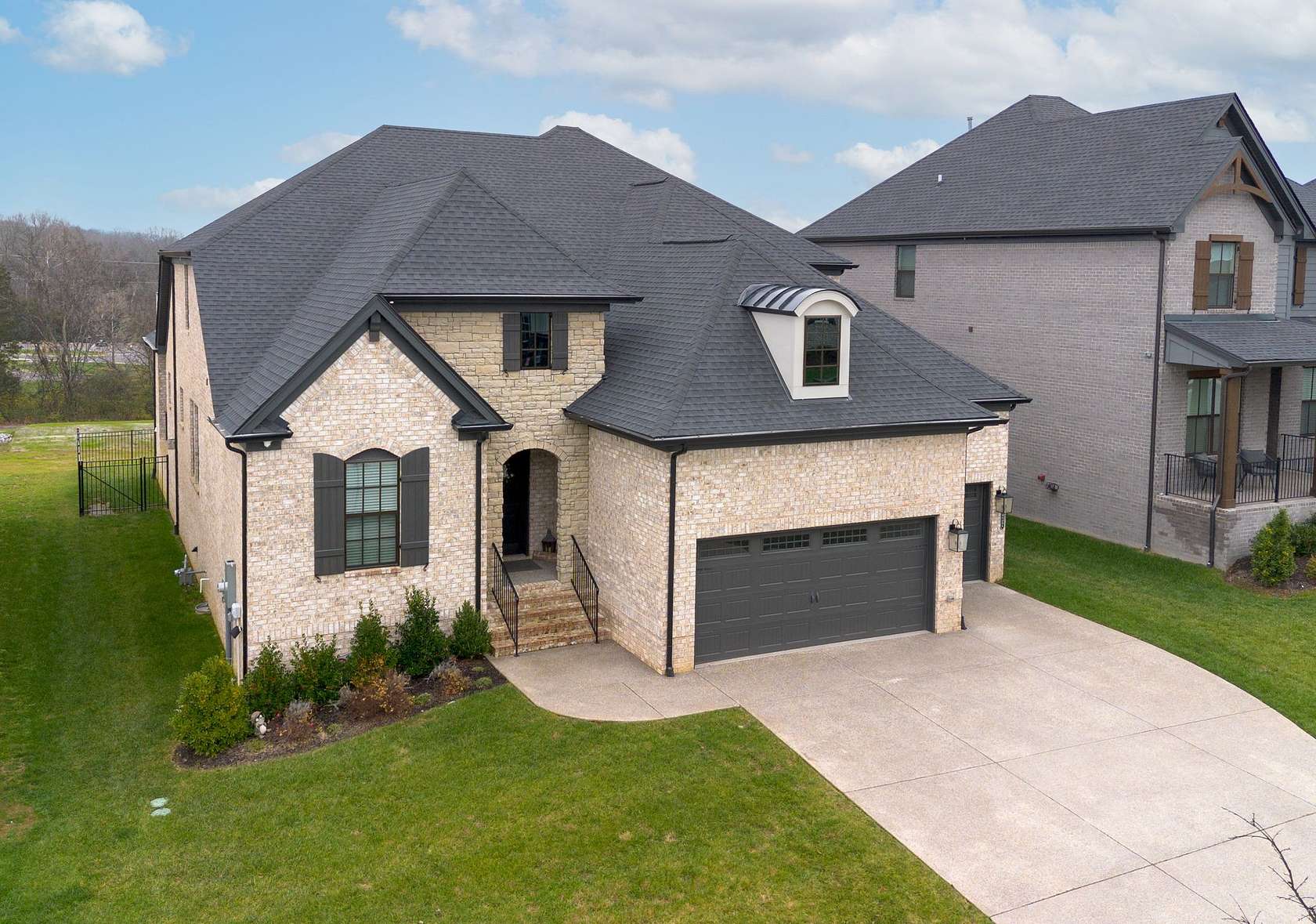 0.25 Acres of Residential Land with Home for Sale in Arrington, Tennessee