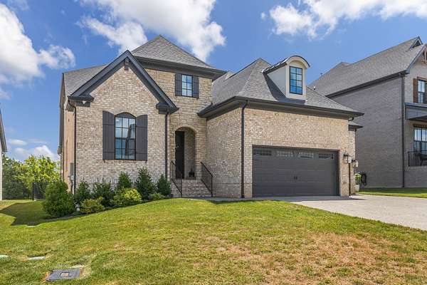 0.25 Acres of Residential Land with Home for Sale in Arrington, Tennessee