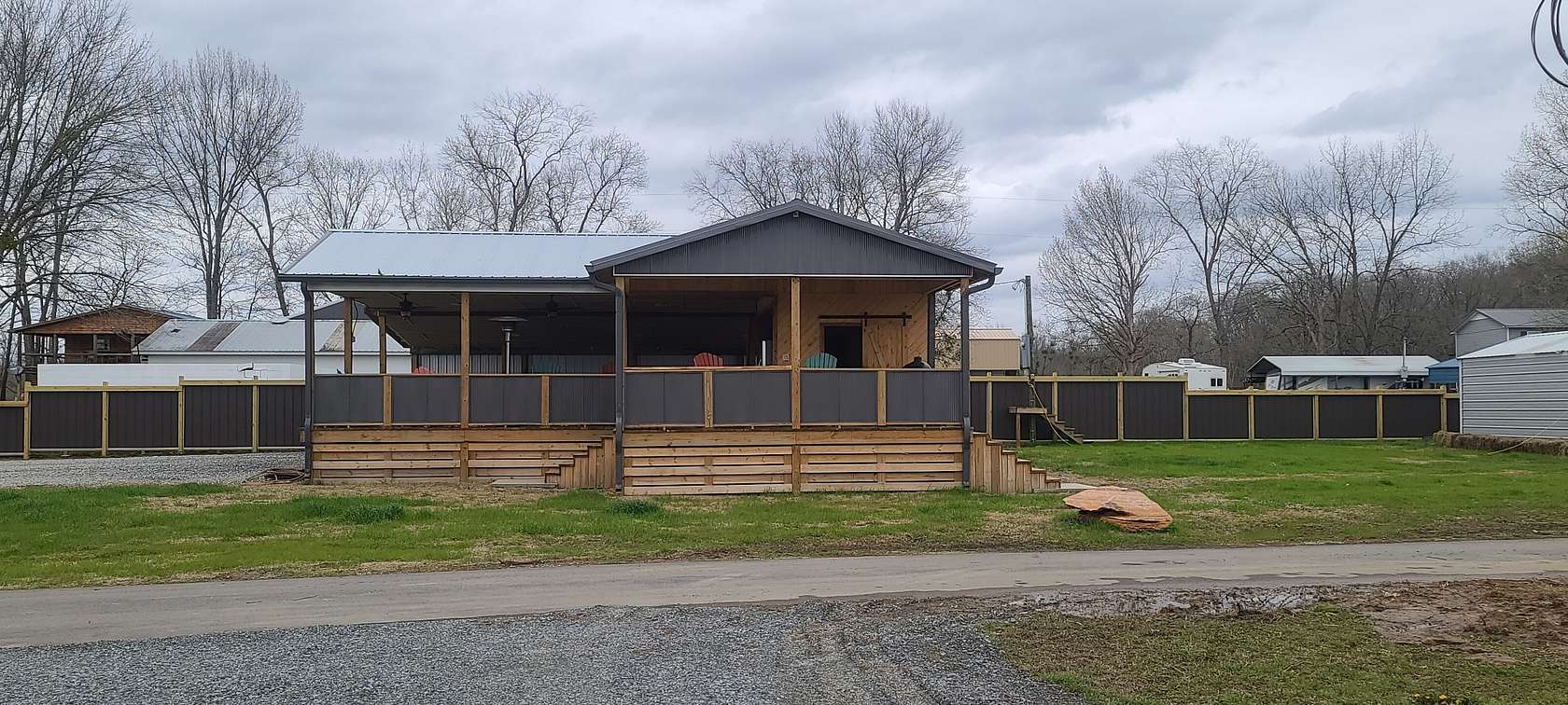 0.13 Acres of Residential Land for Sale in Clifton, Tennessee