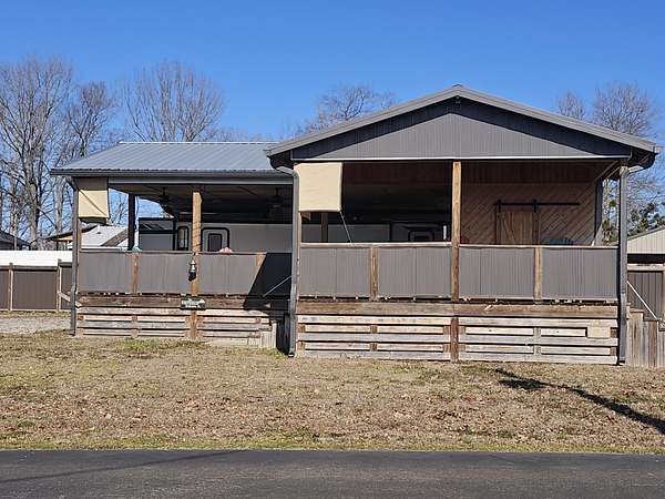 0.13 Acres of Residential Land for Sale in Clifton, Tennessee