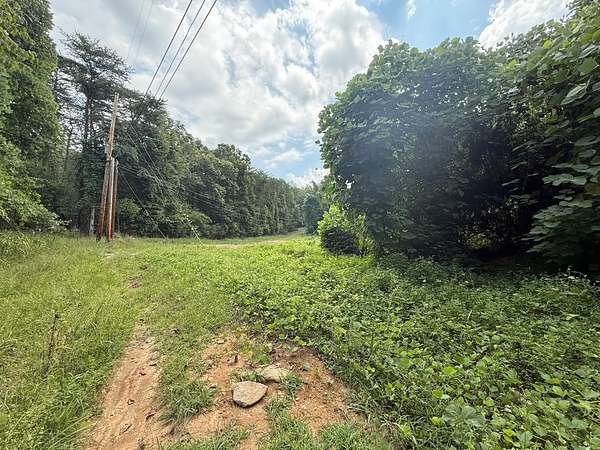 0.79 Acres of Residential Land for Sale in Somerset, Kentucky