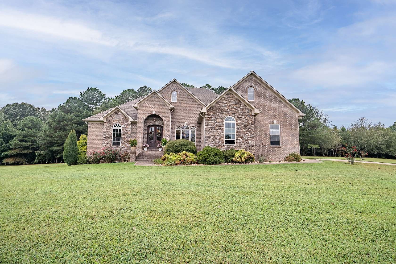 3.2 Acres of Residential Land with Home for Sale in Lawrenceburg, Tennessee