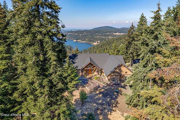 9.5 Acres of Residential Land with Home for Sale in Coeur d'Alene, Idaho