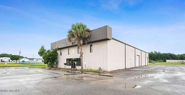 7 Acres of Improved Mixed-Use Land for Sale in Jacksonville, North Carolina