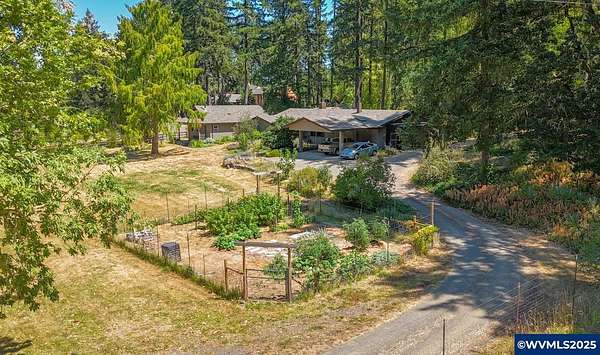5.65 Acres of Residential Land with Home for Sale in Eugene, Oregon
